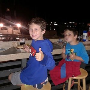 Meet your Posher, Daphne